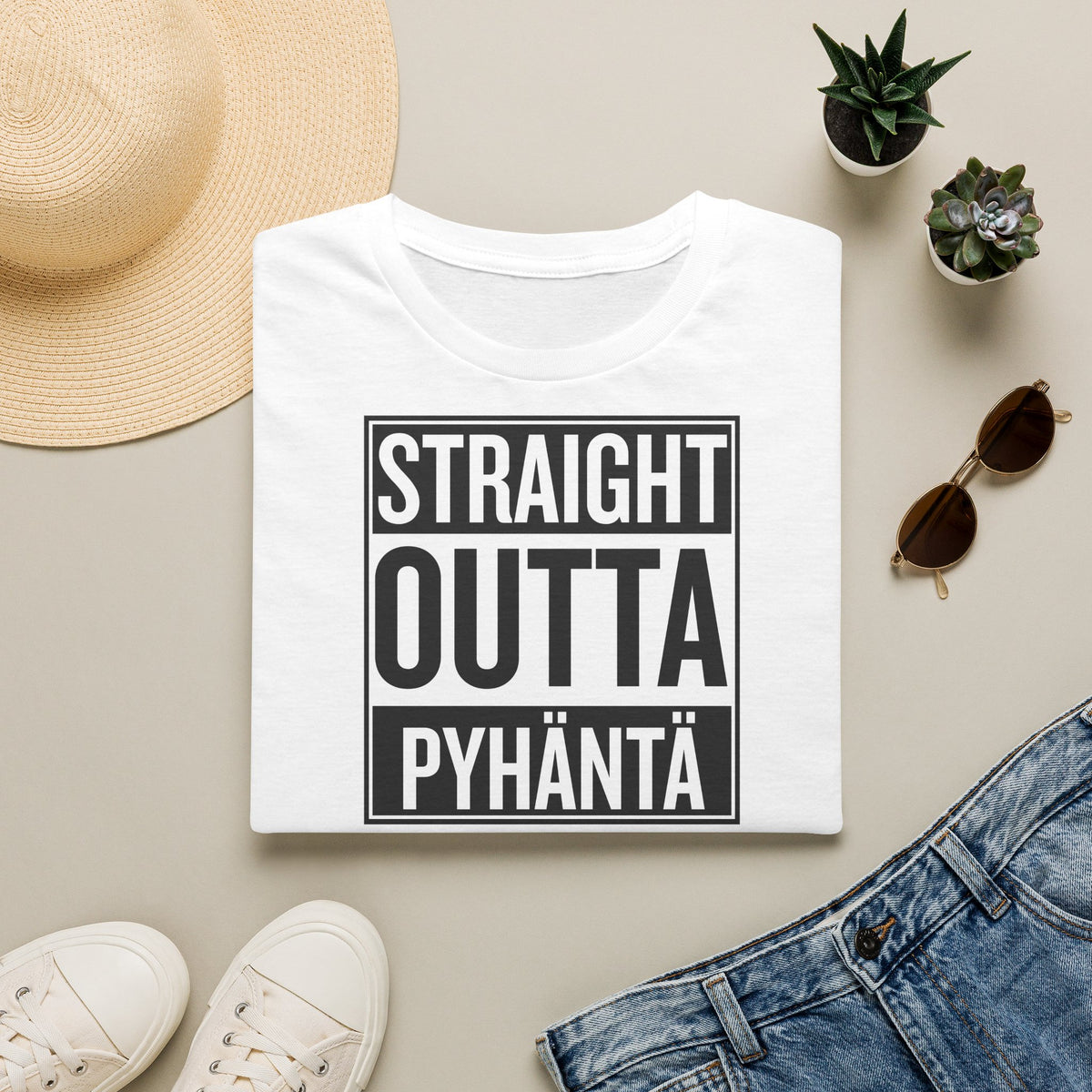 Straight Outta Pyhäntä - T-paita